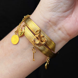 ANTIQUE VICTORIAN HINGED CHARM BANGLE 15ct GOLD