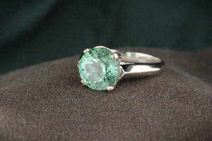 VINTAGE 3ct GREEN TOURMALINE RING IN 14ct GOLD