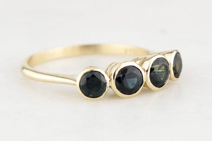 BESPOKE FOUR-STONE SAPPHIRE RING 14ct GOLD