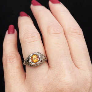 ART DECO ORANGE SAPPHIRE FILIGREE RING 18ct WHTE GOLD