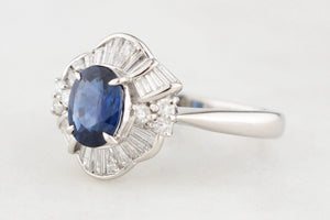 VINTAGE PLATINUM c1950 CEYLON SAPPHIRE & DIAMOND RING