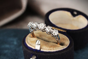 ANTIQUE FIVE-STONE .48ct DIAMOND RING 18ct YELLOW GOLD & PLATINUM