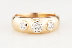 RETRO DIAMOND TRILOGY RING 18ct GOLD