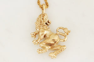 RETRO c1970 DIAMOND LION PENDANT 9ct YELLOW GOLD