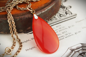 VINTAGE CARNELIAN PENDANT 9ct GOLD