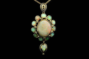 VINTAGE SOLID OPAL & DIAMOND PENDANT 9ct GOLD