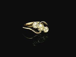 ANTIQUE .80ct DIAMOND TRILOGY RING 18ct GOLD