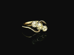 ANTIQUE .80ct DIAMOND TRILOGY RING 18ct GOLD