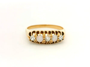 EDWARDIAN OPAL & DIAMOND RING 18CT GOLD