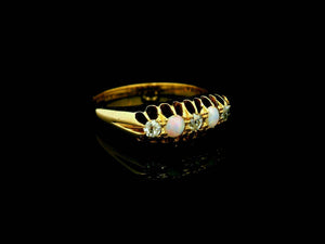 EDWARDIAN OPAL & DIAMOND RING 18CT GOLD