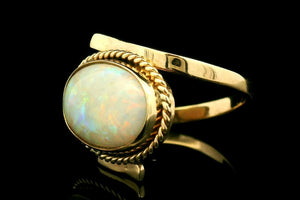 VINTAGE c1970’s SOLID OPAL RING 9ct GOLD