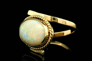 VINTAGE c1970’s SOLID OPAL RING 9ct GOLD