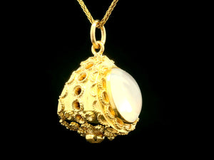 ANTIQUE VICTORIAN MOONSTONE PENDANT 18ct GOLD