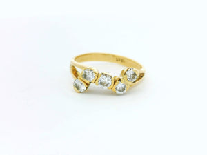 CONTEMPORARY FIVE STONE DIAMOND RING 18ct GOLD