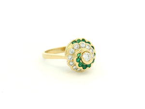 VINTAGE EMERALD & DIAMOND RING 18ct GOLD