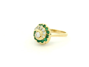VINTAGE EMERALD & DIAMOND RING 18ct GOLD
