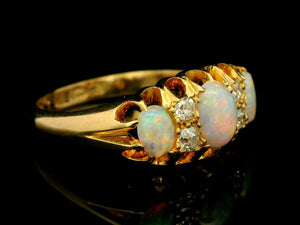 ANTIQUE EDWARDIAN 1911 OPAL & DIAMOND RING 18ct GOLD