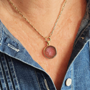 ANTIQUE CARNELIAN MEDUSA INTAGLIO PENDANT 14ct GOLD