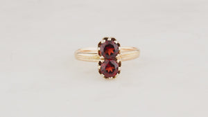ANTIQUE EDWARDIAN c1915 GARNET ‘TOI ET MOI’ RING 14ct GOLD