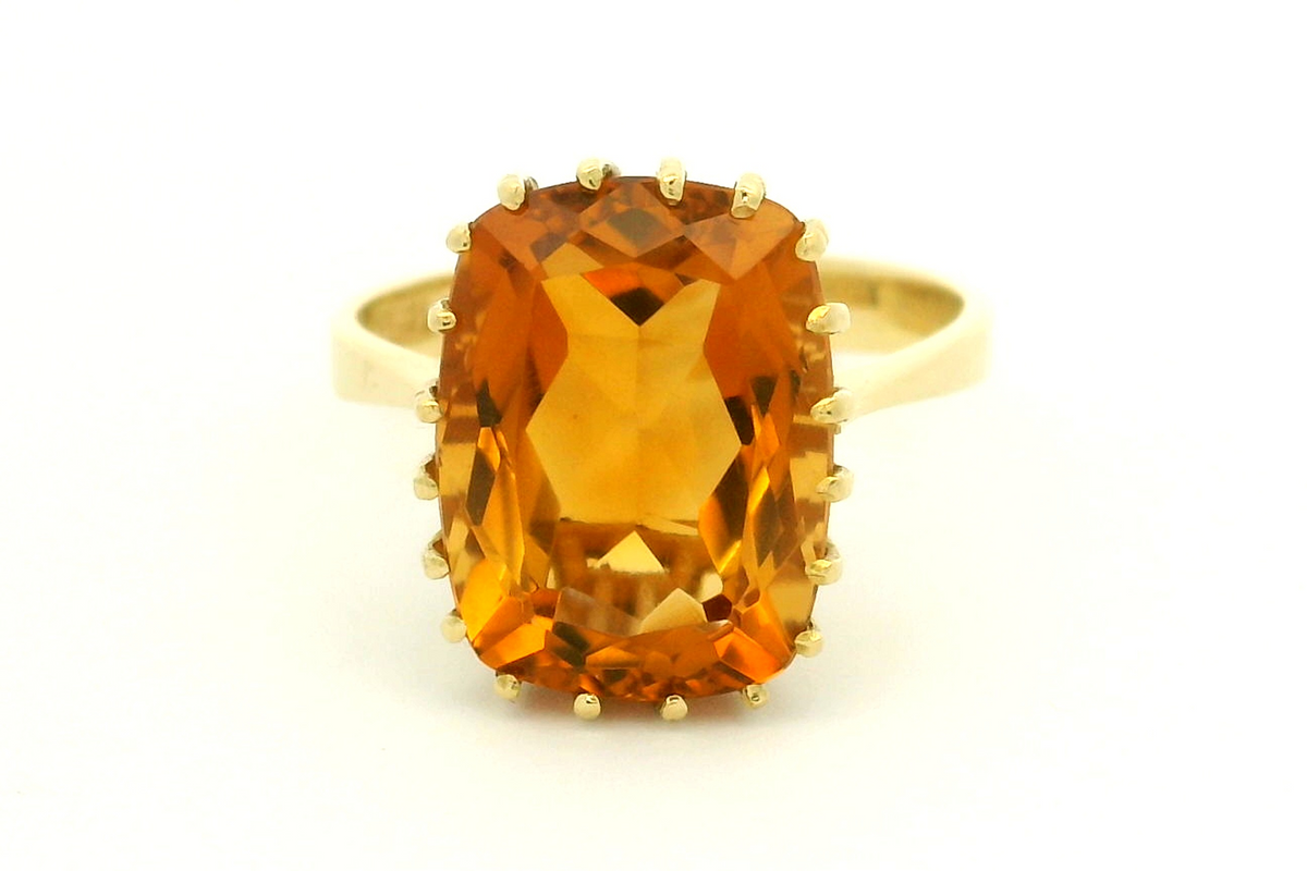 VINTAGE MID CENTURY c1960 CITRINE COCKTAIL RING 18ct GOLD
