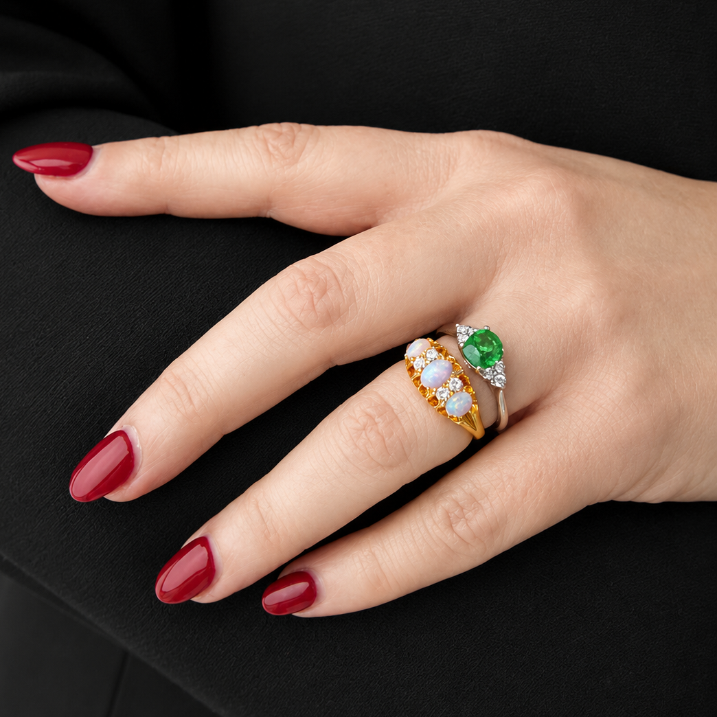 ANTIQUE EDWARDIAN 1911 OPAL & DIAMOND RING 18ct GOLD