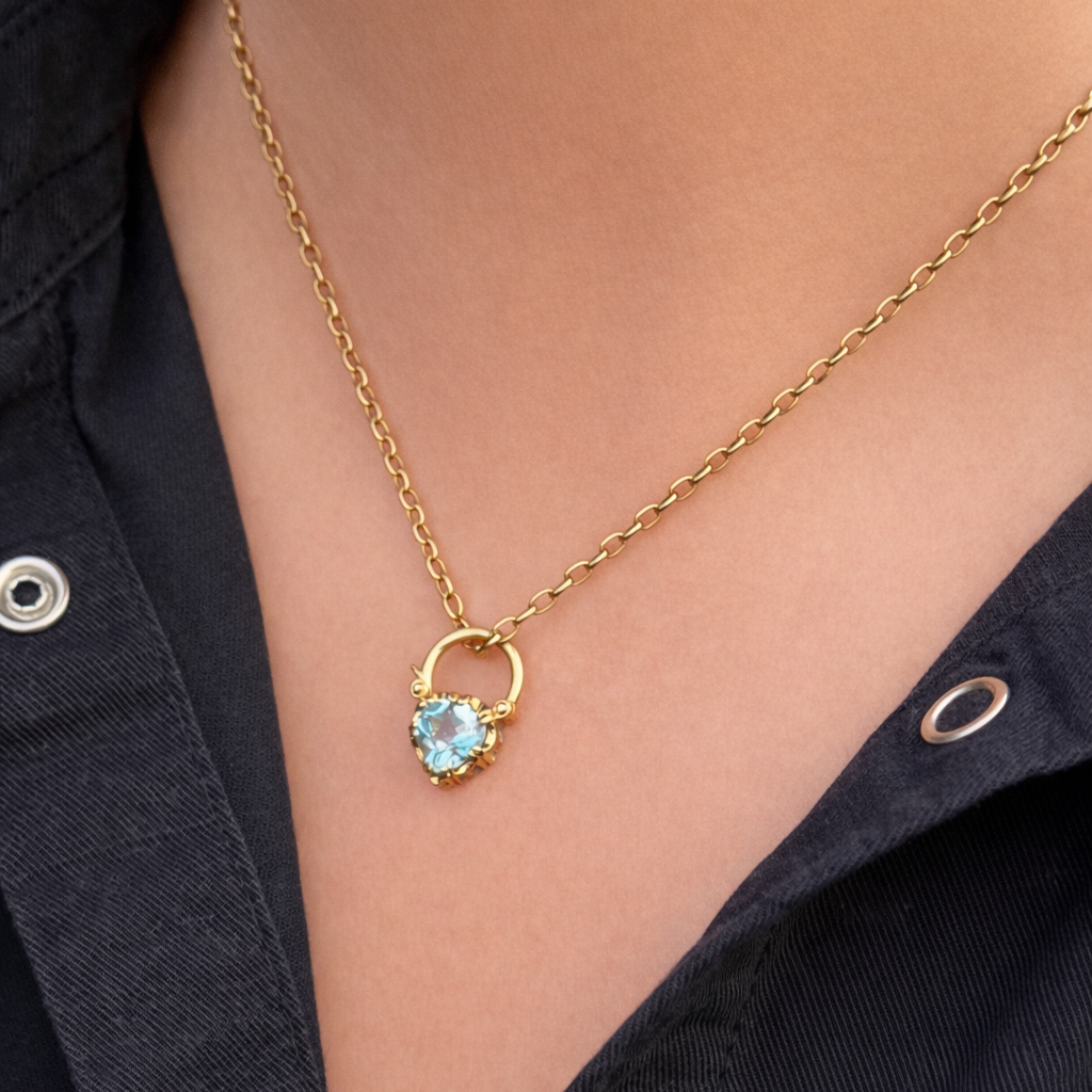 VINTAGE TOPAZ HEART PADLOCK PENDANT 9ct GOLD