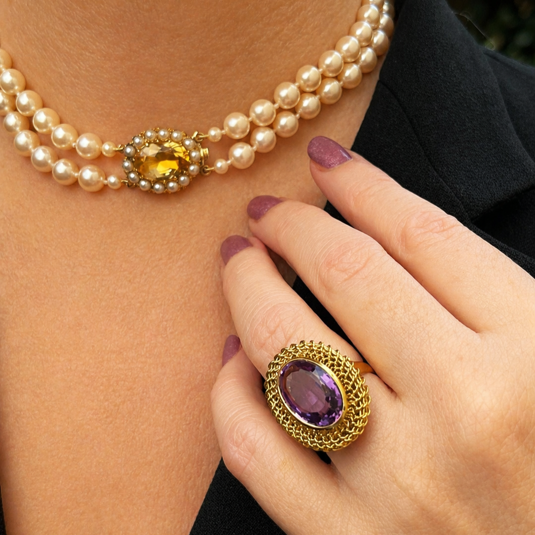 MID-CENTURY 1965 DOUBLE PEARL STRAND WITH CITRINE CLASP 9ct GOLD