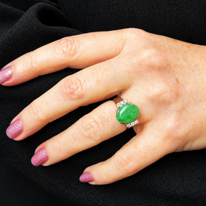 VINTAGE c1940 5ct JADE & DIAMOND RING 18ct GOLD