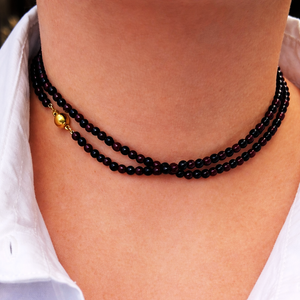 BESPOKE GARNET & ONYX NECKLACE 9ct GOLD