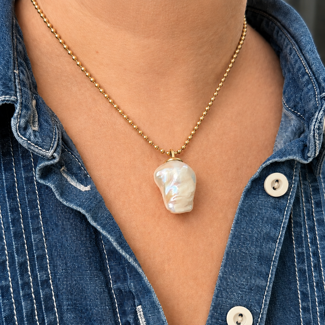 BESPOKE BAROQUE FLAME PEARL PENDANT 14ct GOLD