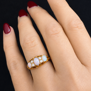 ANTIQUE EDWARDIAN 1911 OPAL & DIAMOND RING 18ct GOLD