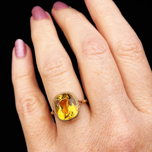 MID CENTURY CITRINE COCKTAIL RING 9ct GOLD