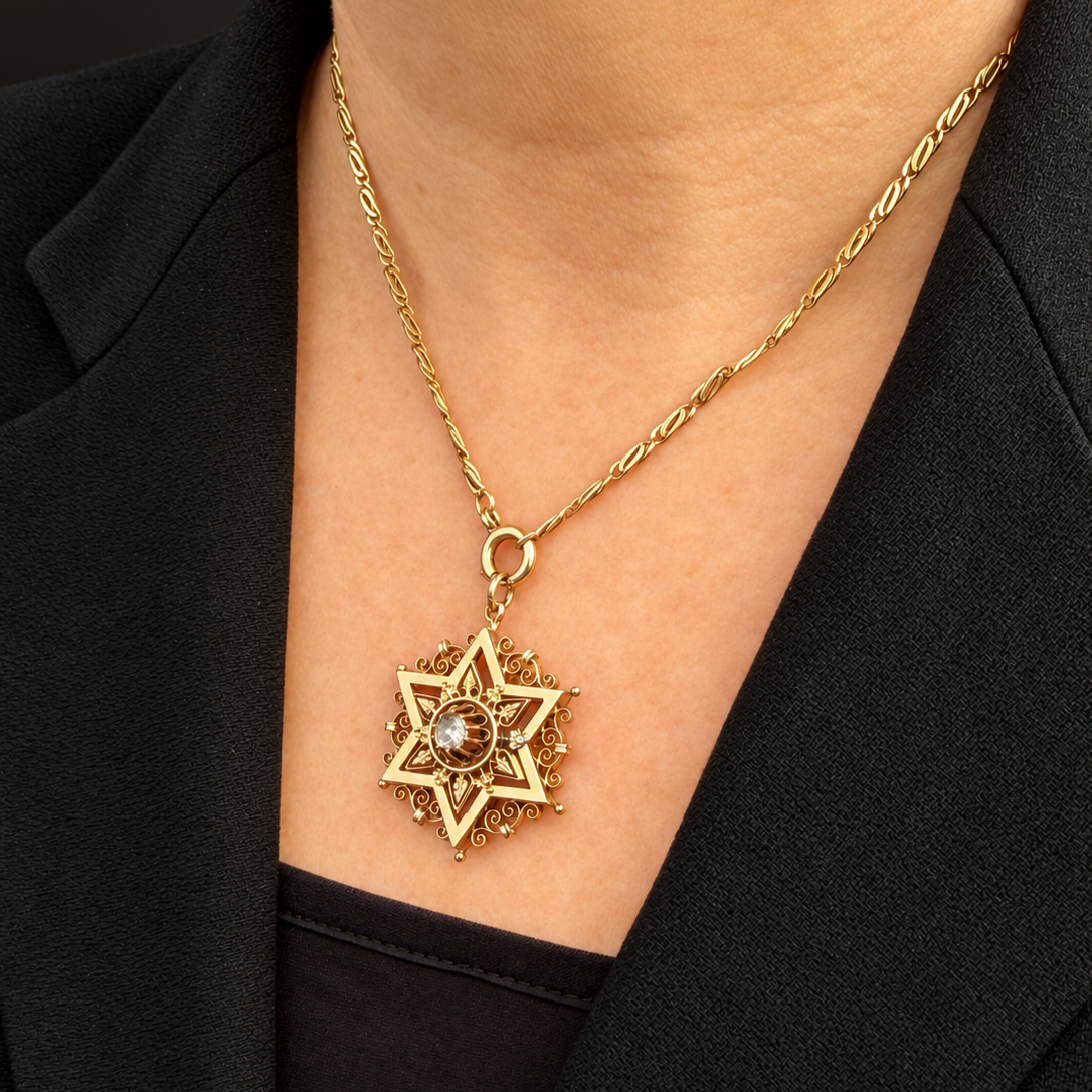 ANTIQUE VICTORIAN c1880 DIAMOND STAR PENDANT 15ct GOLD