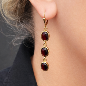 VINTAGE PYROPE GARNET DROP EARRINGS 9ct GOLD