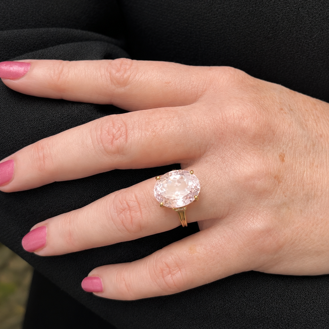 VINTAGE 9.30ct KUNZITE &amp; DIAMOND RING 14ct GOLD