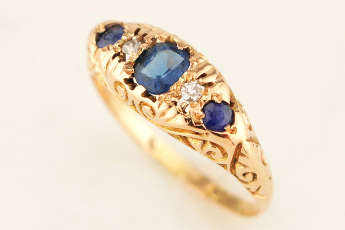 ANTIQUE EDWARDIAN 1910 SAPPHIRE & DIAMOND RING 18ct YELLOW GOLD
