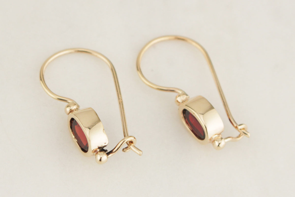 MODERN GARNET EARRINGS 9ct YELLOW GOLD