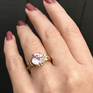 VINTAGE ESTATE 4.7ct PINK SAPPHIRE COCKTAIL RING ON 18ct YELLOW GOLD