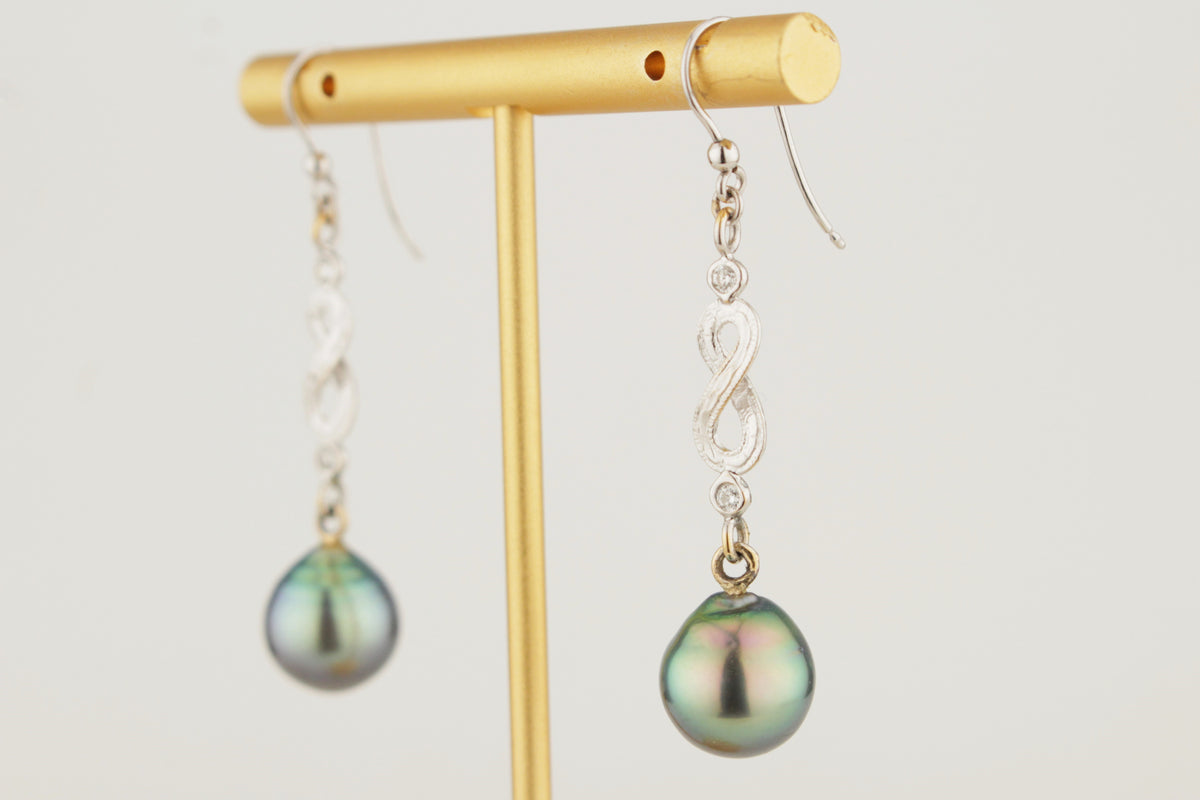 MODERN TAHITIAN PEARL &amp; DIAMOND EARRINGS 18ct WHITE GOLD