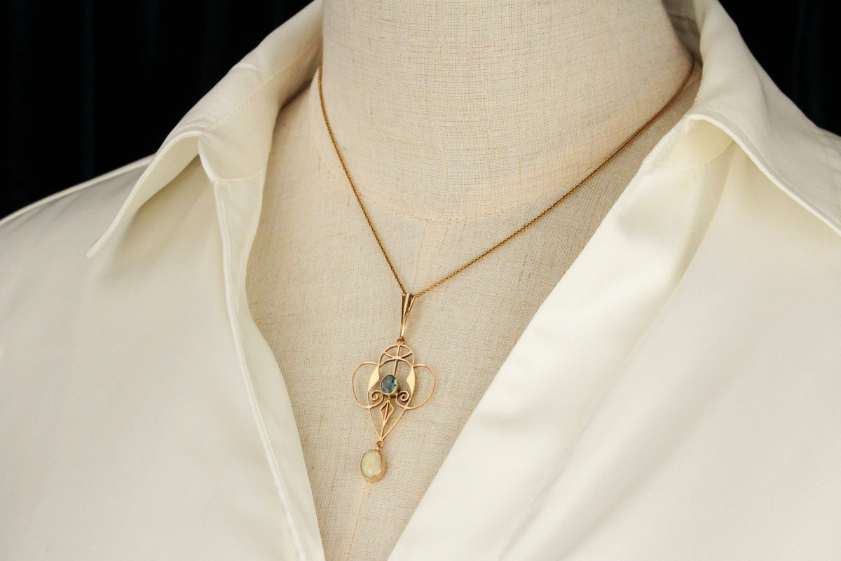 ANTIQUE ART NOUVEAU c1890 TOURMALINE & SOLID OPAL PENDANT 12ct YELLOW GOLD