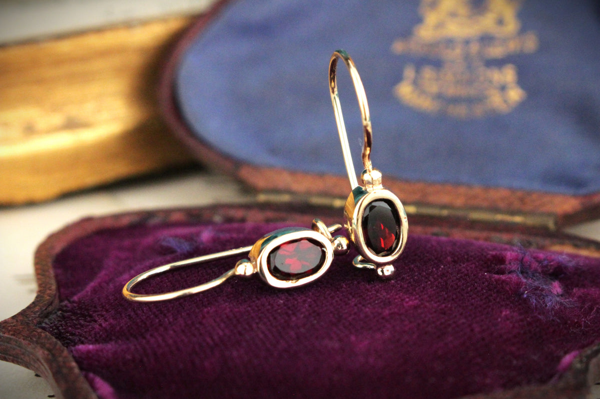 MODERN GARNET EARRINGS 9ct YELLOW GOLD