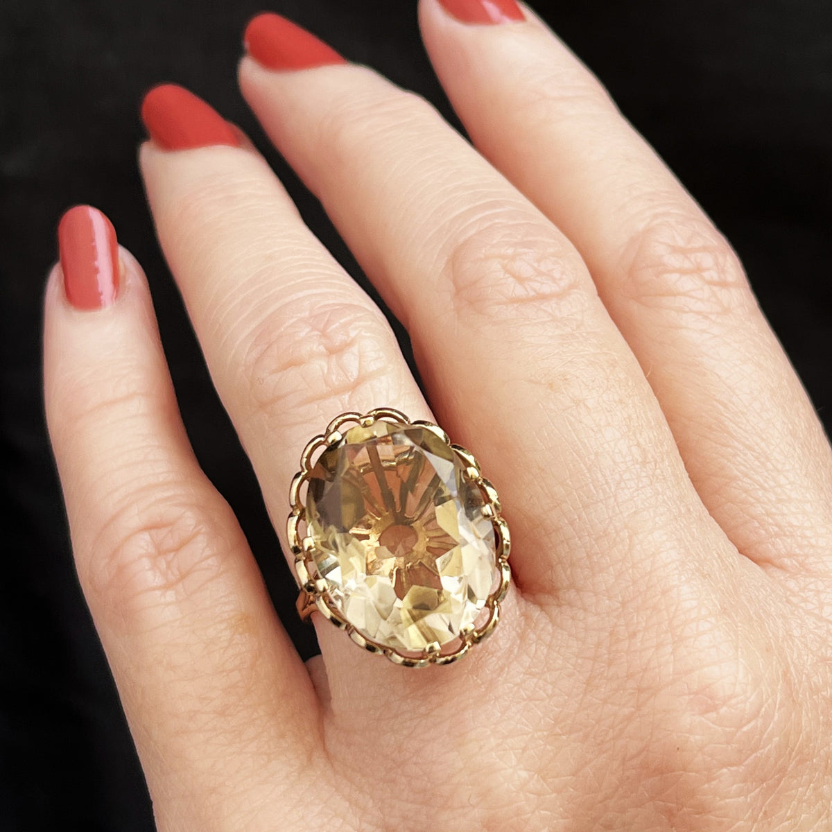 MID-CENTURY 16.50ct CITRINE COCKTAIL RING 9ct GOLD