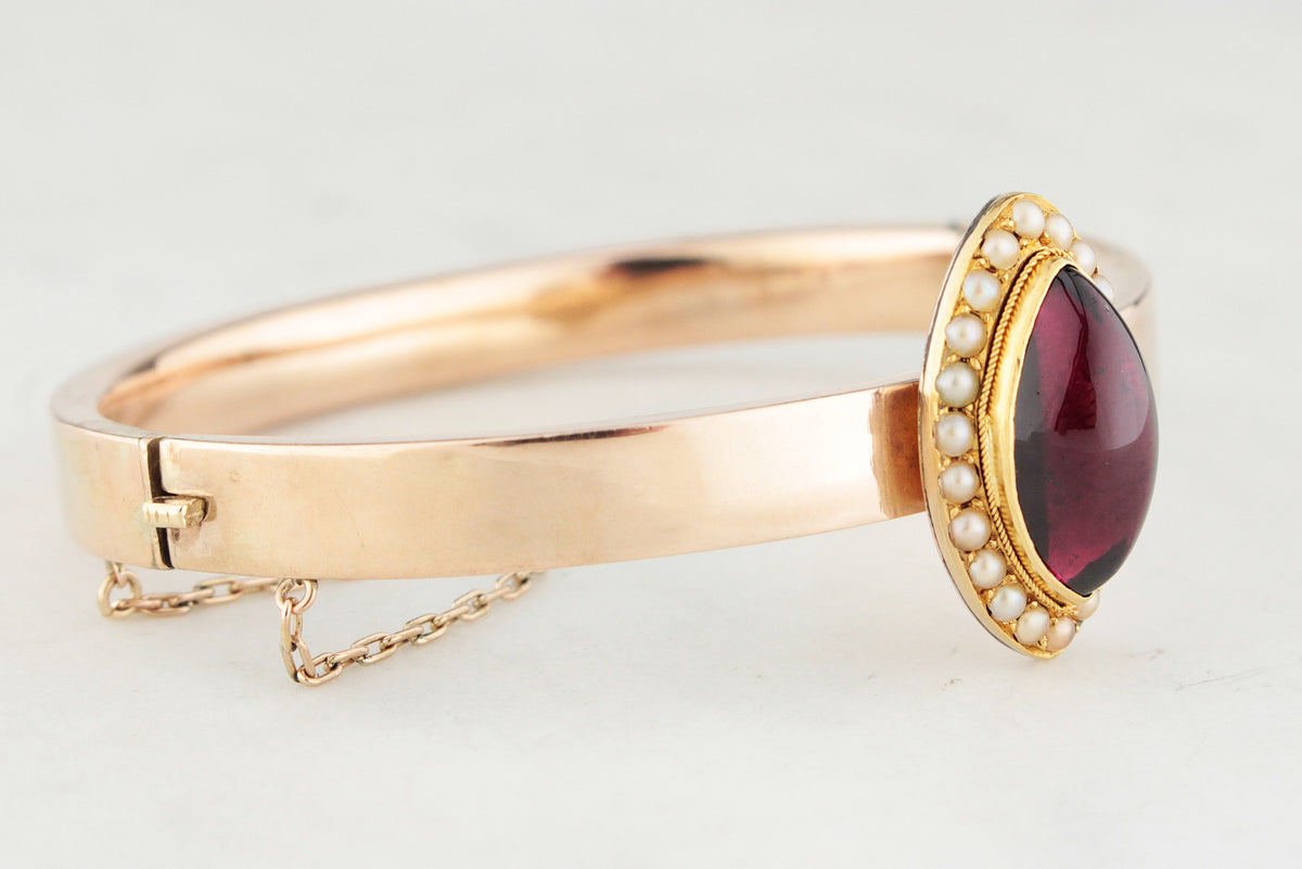 ANTIQUE EDWARDIAN GARNET &amp; SEED PEARL BANGLE 9CT GOLD