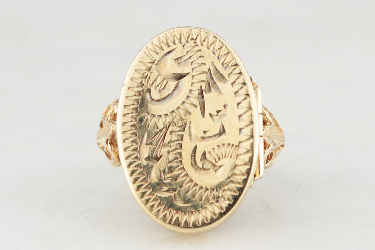 VINTAGE LOCKET RING 9ct GOLD