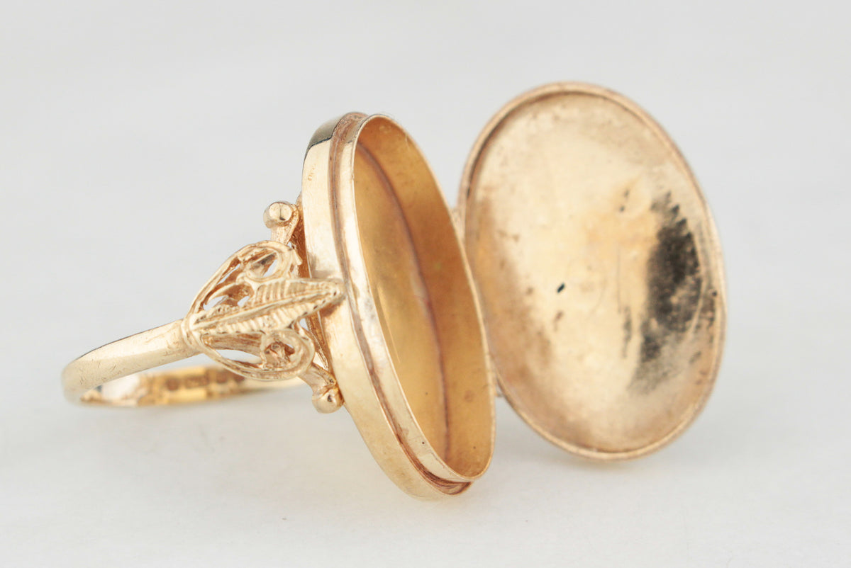 VINTAGE LOCKET RING 9ct GOLD