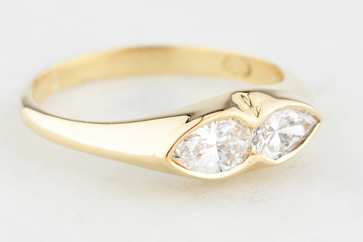 CONTEMPORARY 1ct DIAMOND RING IN 18ct GOLD