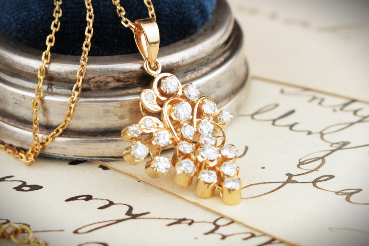 VINTAGE c1940-50 DIAMOND PENDANT 14ct YELLOW GOLD