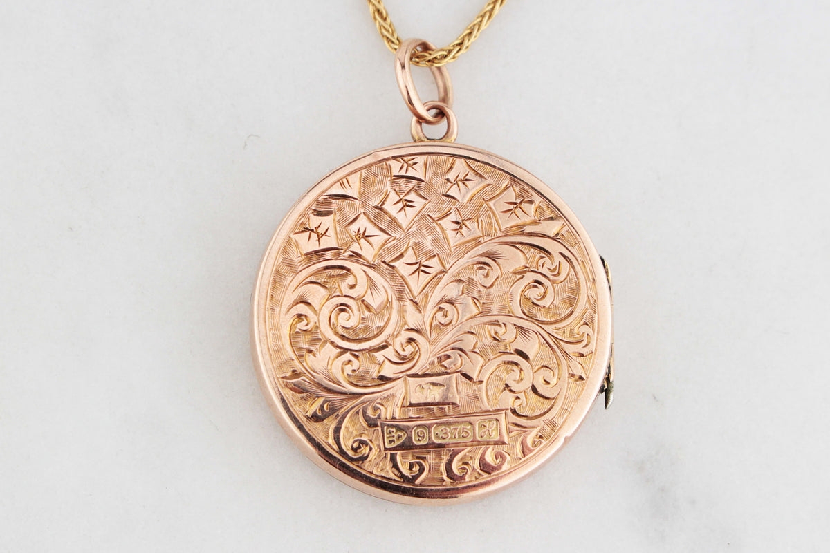 ANTIQUE EDWARDIAN 1908 ENGRAVED LOCKET 9ct GOLD
