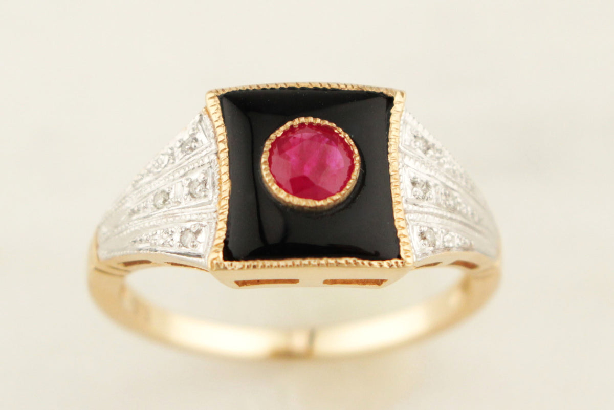 MODERN ART DECO STYLE ONYX RUBY &amp; DIAMOND RING 9ct GOLD