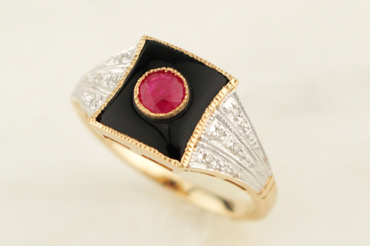 MODERN ART DECO STYLE ONYX RUBY &amp; DIAMOND RING 9ct GOLD